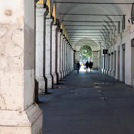 Old City Апартаменты Ницца