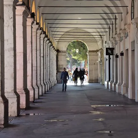 Old City Апартаменты